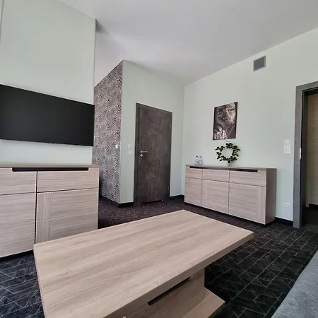 Paradise Apartmanhotel *