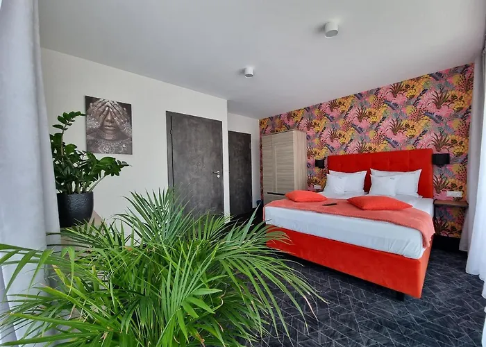 Paradise Apartahotel