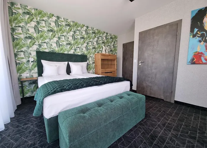 Apartahotel Paradise 3*